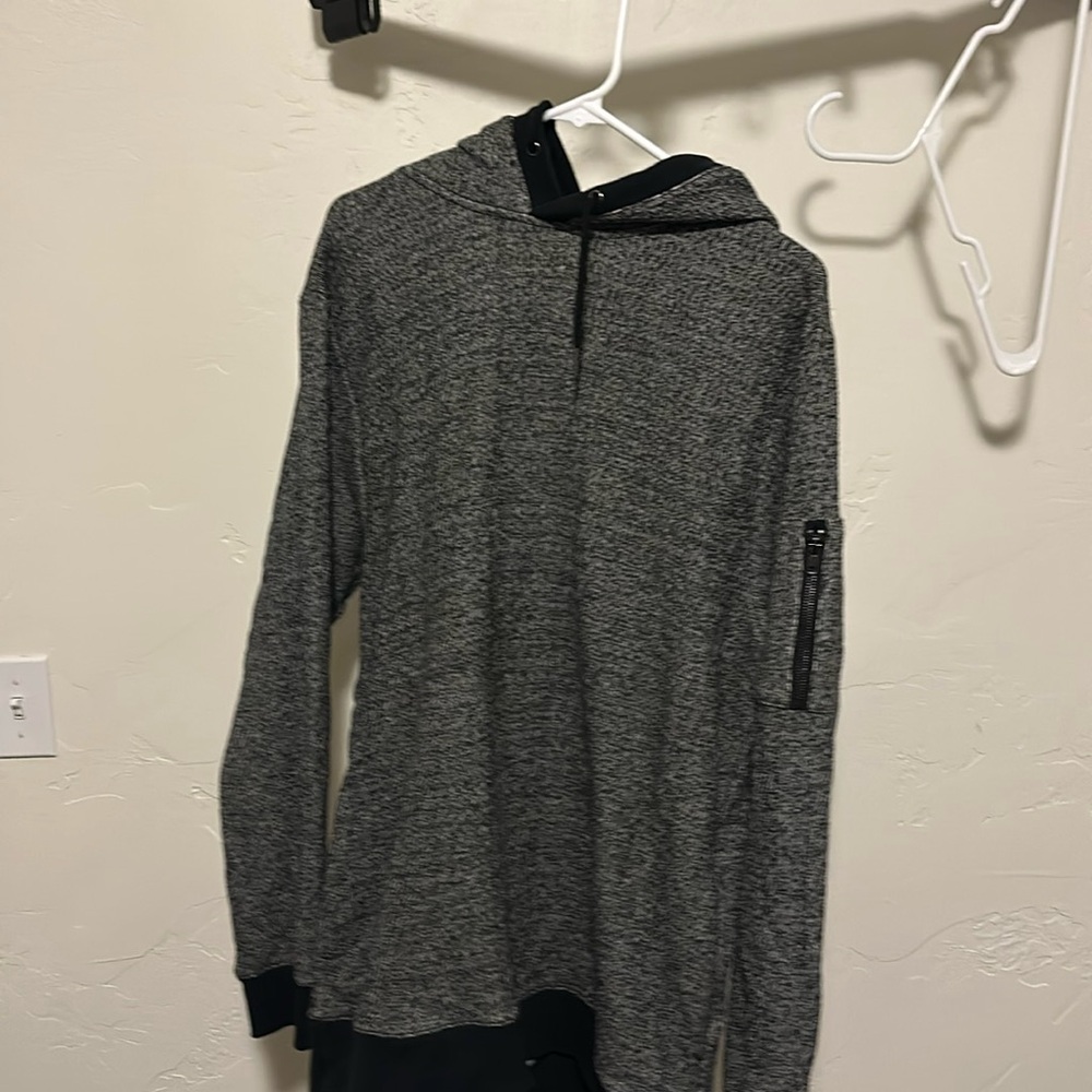 Men’s hoody size XL